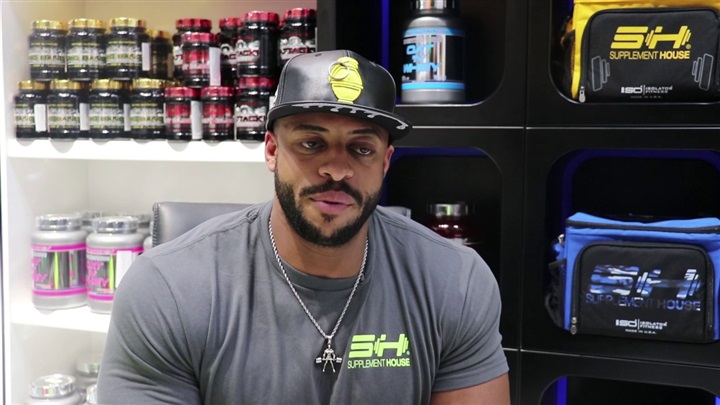 سودانيون تحت العلم