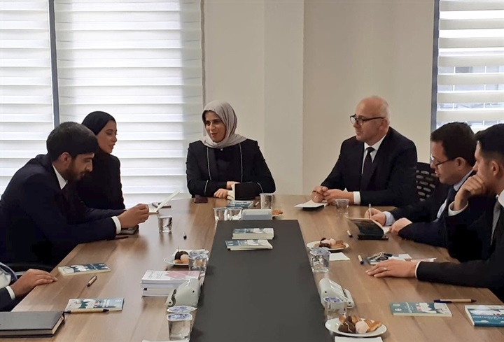 دور مراكز الأبحاث