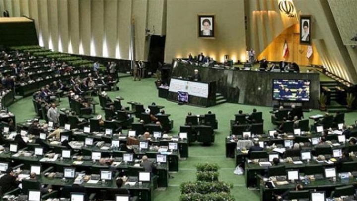 بحذف جرائمها من التعليم..