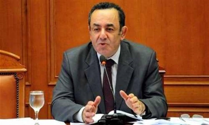 تخوفًا من انهيار