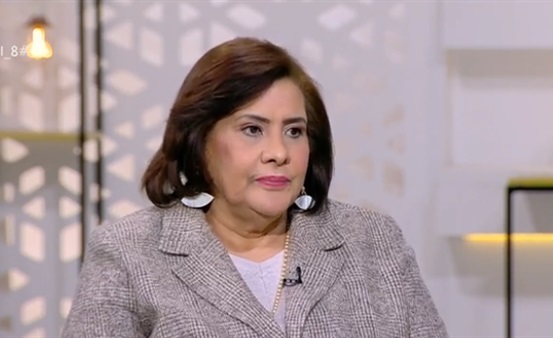 الدكتورة أمانى الطويل