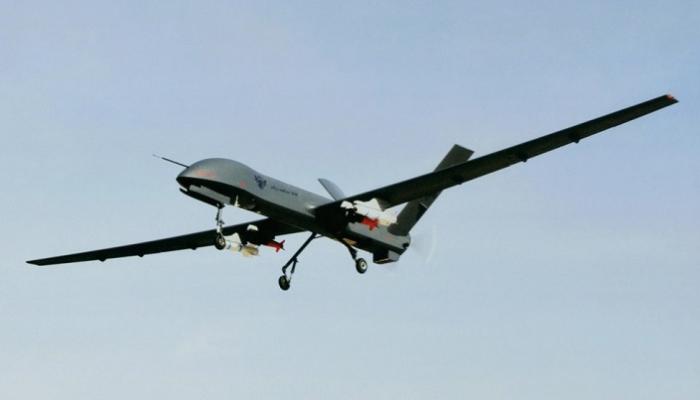 «الدرونز والطبيب