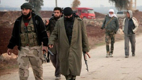 «داعش» يجيز الإفطار