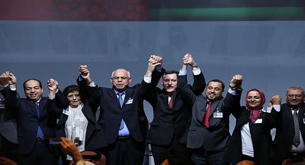 تفويض عام.. الليبيون