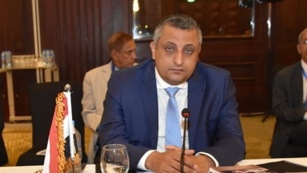  وزير الثقافه اليمني