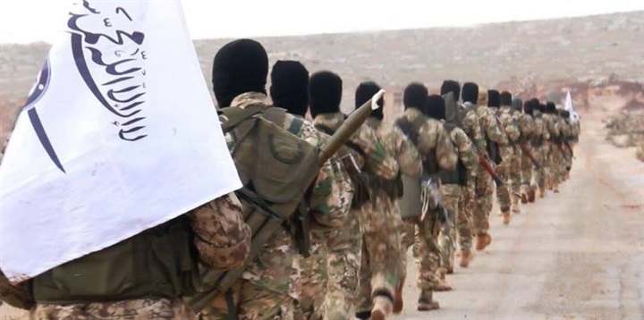 مركب الارهاب يغرق