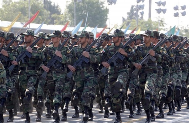 طمعًا في الكعكة الليبية..