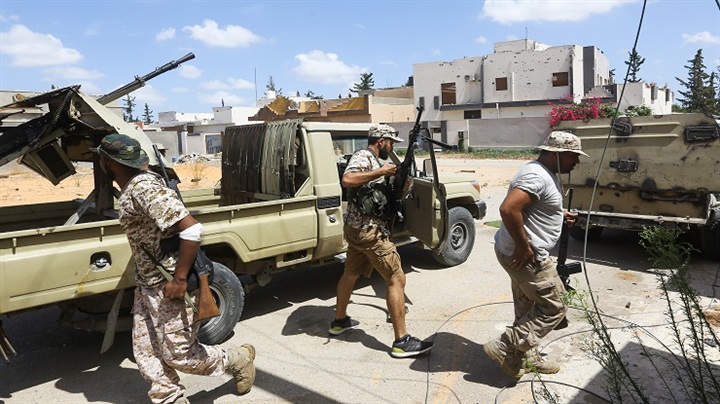 من أجل أوهام المخطط