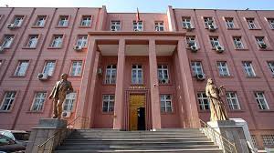 الحضيض السياسي..