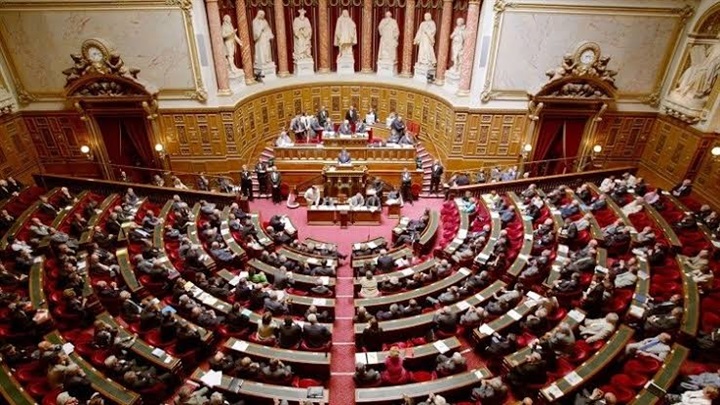 بتوقيع «الشيوخ»..