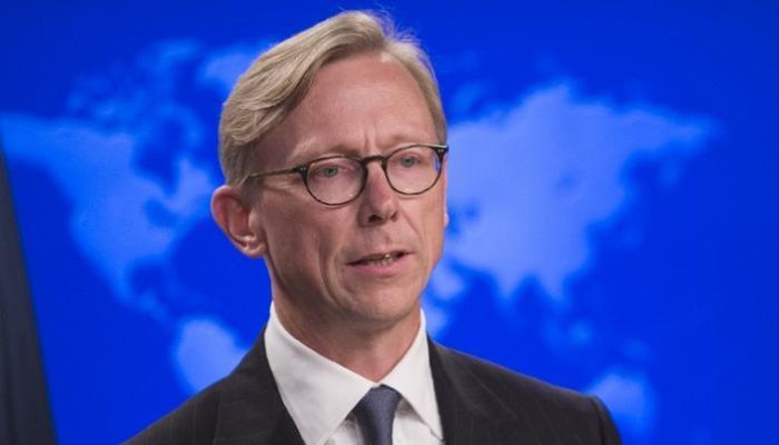 بريان هوك، المبعوث