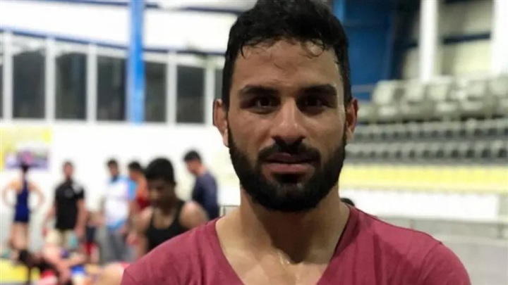  نويد أفكاري، بطل