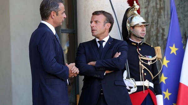 «أردوغان» حبيس الخطوط