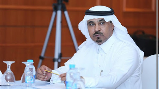  الكاتب الصحفي الإماراتي