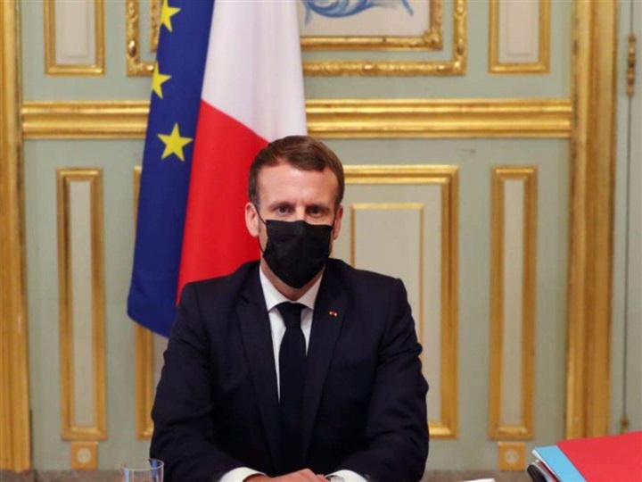 قراءة في حوار ماكرون