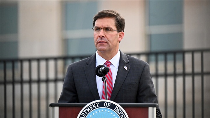 كريس ميلر رئيس المركز