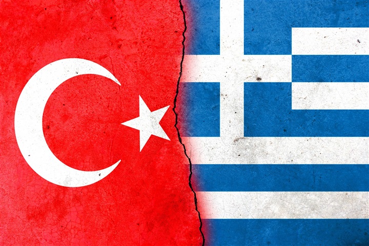 مناورات «الوطن الأزرق»..