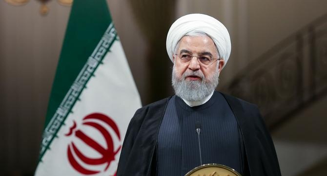 «ظريف» يعتذر ويقدم