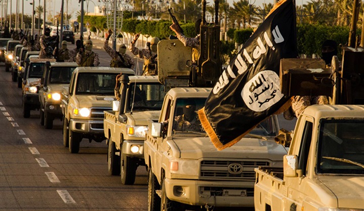 الخيانة طبعهم.. «الإرهابية»