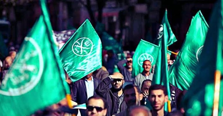 يعضون اليد الممدوة