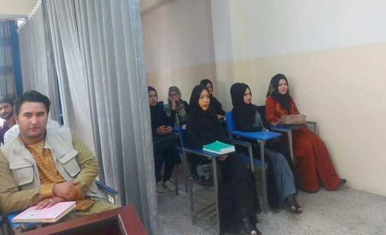 في محاولة لاقتناص