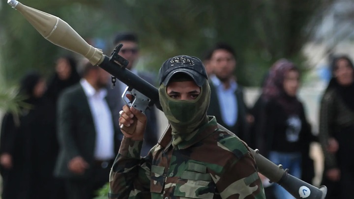 الغضب الساطع آت..